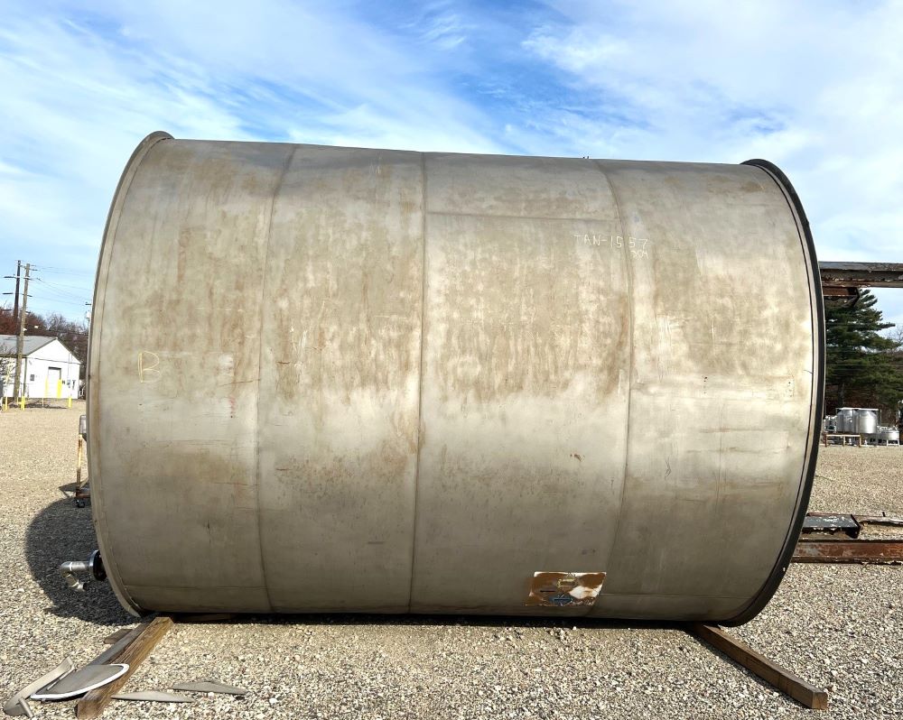 10,000 Gallon Stainless Steel Storage tank with Cone top and Slope bottom. 11'2